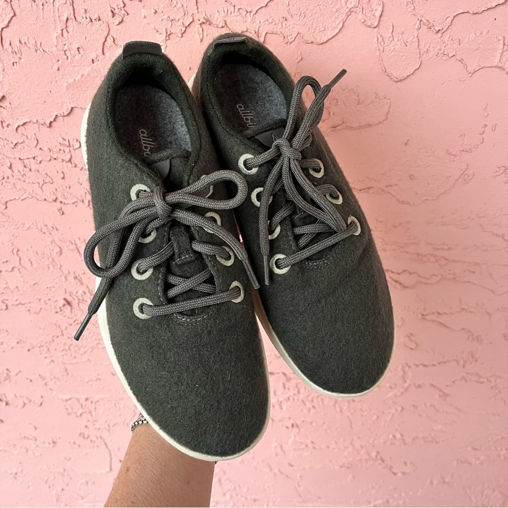 Allbirds Wool Runners Sneakers Olive Green Womens Size 9